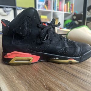 Nike Air Jordan 6 Retro Black Infrared GS 6.5Y 384665-023 Youth Shoes